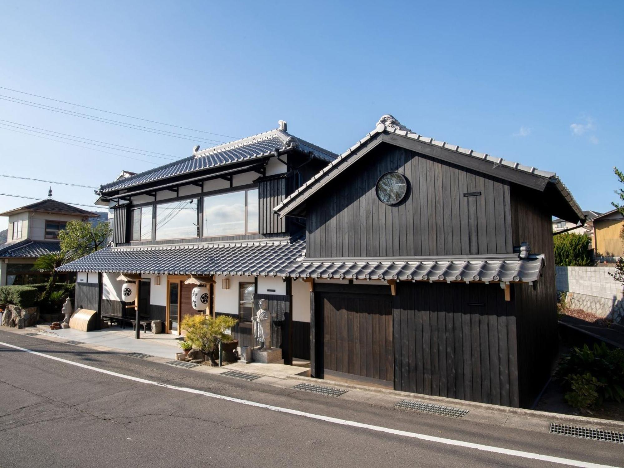 Takayanagi Ryokan - Vacation Stay 88522V Takamatsu Buitenkant foto